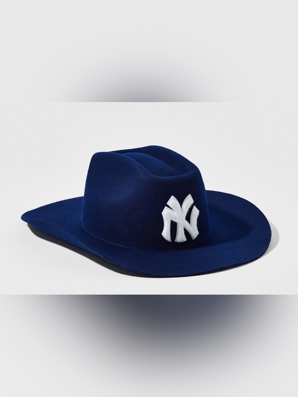 New York Yankees Navy Felt Fedora Hat with White Logo